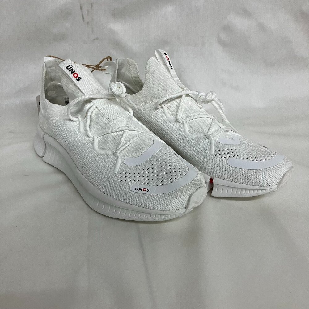 UNOS BY SZ Adult 6.5 White Sneakers Lace Up Breathable Removable Sock Liner